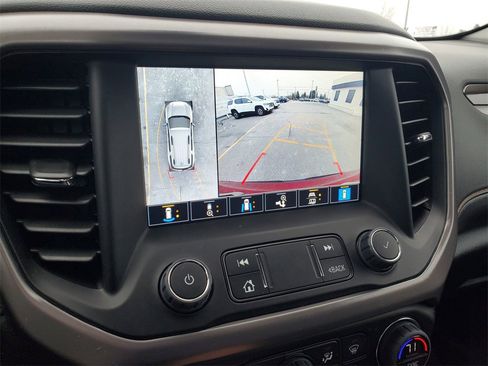 Used 2023 GMC Acadia AT4 w/ Technology Package image 25