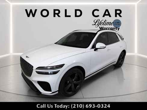 Used 2025 Genesis GV70 3.5T Sport w/ Sport Prestige Package AWD/4WD image 7