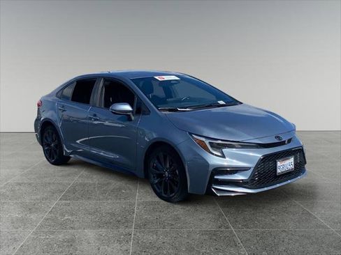 Certified 2023 Toyota Corolla SE w/ SE Premium Package FWD image 7