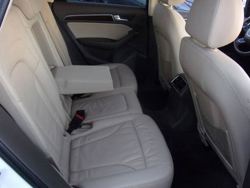Used 2015 Audi Q5 2.0T Premium Plus w/ Technology Package AWD/4WD image 12