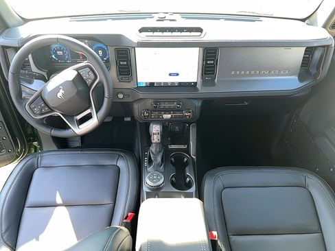 New 2025 Ford Bronco Badlands w/ Sasquatch Package image 12