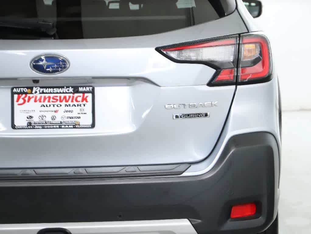 Certified 2025 Subaru Outback Touring w/ Tech Package 3 AWD/4WD image 44