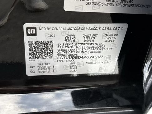 Used 2023 GMC Sierra 1500 SLT w/ SLT Premium Package AWD/4WD image 34