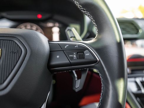 Used 2024 Lamborghini Urus S image 22