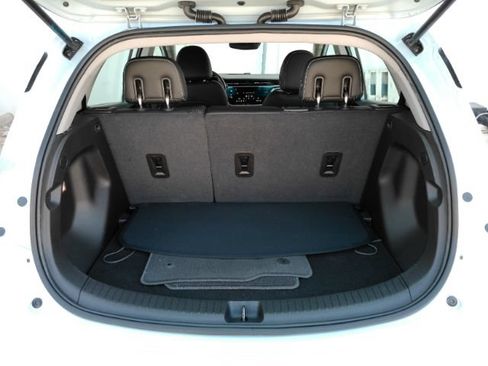 Used 2023 Chevrolet Bolt LT FWD image 25