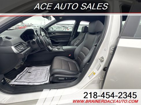 Used 2020 Honda Accord Sport image 10
