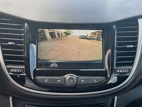 Used 2019 Chevrolet Trax LS FWD image 13