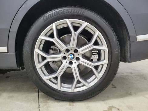 Used 2020 BMW X7 xDrive40i w/ Cold Weather Package AWD/4WD image 13