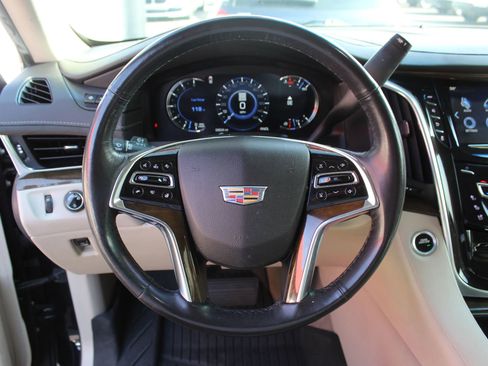 Used 2019 Cadillac Escalade Premium Luxury image 14