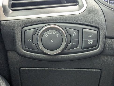 Used 2024 Ford Edge SEL w/ Sport Appearance Package image 24