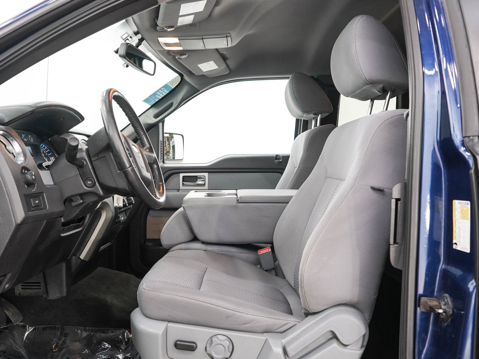Used 2011 Ford F150 XLT w/ XLT Chrome Pkg AWD/4WD image 23