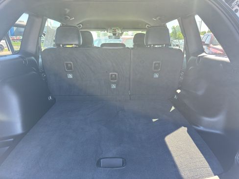 Used 2025 Jeep Grand Cherokee Altitude AWD/4WD image 34