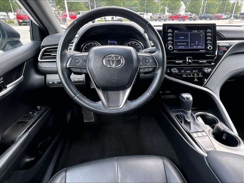 Used 2023 Toyota Camry SE w/ Convenience Package FWD image 17