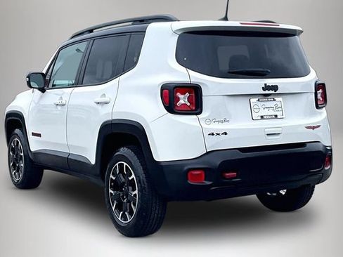 Used 2023 Jeep Renegade Trailhawk AWD/4WD image 4