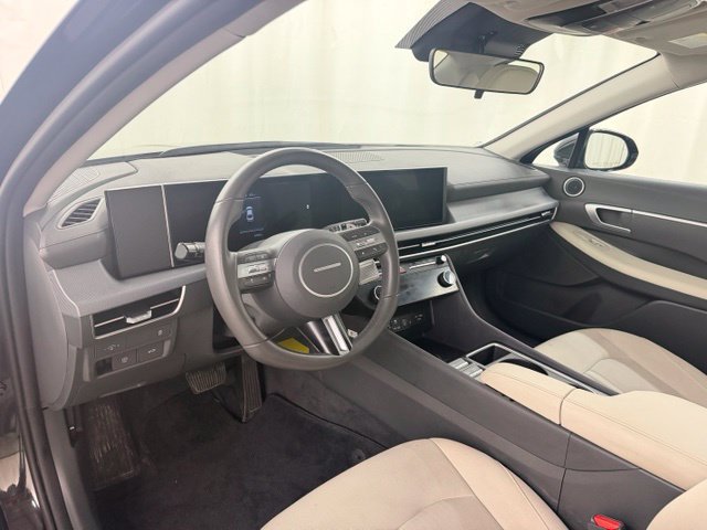 Used 2026 Hyundai Sonata SEL FWD image 10