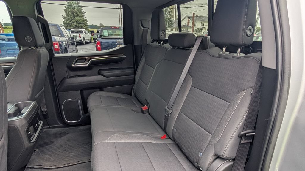 Used 2022 Chevrolet Silverado 1500 RST AWD/4WD image 15