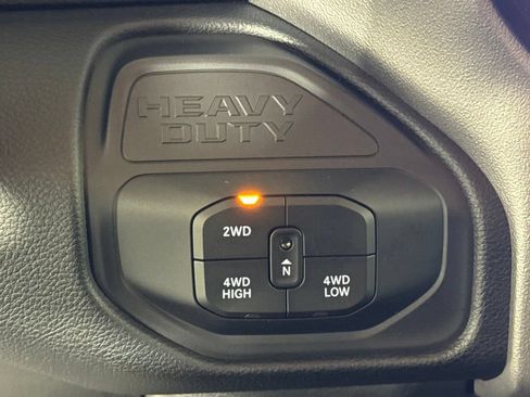 Used 2026 RAM 2500 Big Horn AWD/4WD image 19