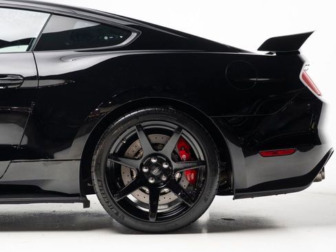 Used 2018 Ford Mustang Shelby GT350R w/ Equipment Group 920A image 60