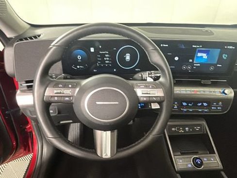 Certified 2025 Hyundai Kona SEL AWD/4WD image 14