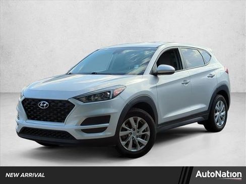 Used 2019 Hyundai Tucson SE image 1