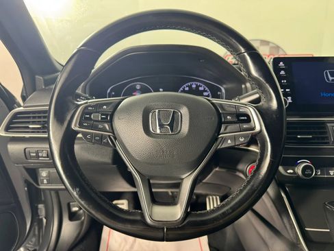 Used 2022 Honda Accord Sport image 13