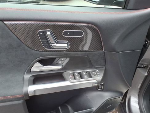 Certified 2025 Mercedes-Benz GLB 250 4MATIC image 14