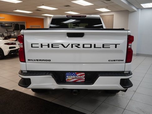 Used 2022 Chevrolet Silverado 1500 Custom w/ LPO, Dark Essentials Package image 8