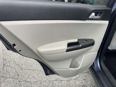 Used 2022 Kia Sportage LX image 16