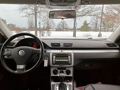 Used 2008 Volkswagen Passat Komfort image 9