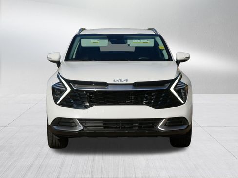 Certified 2024 Kia Sportage EX AWD/4WD image 2