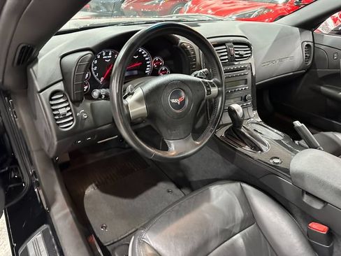 Used 2011 Chevrolet Corvette Coupe w/ 1LT RWD image 11