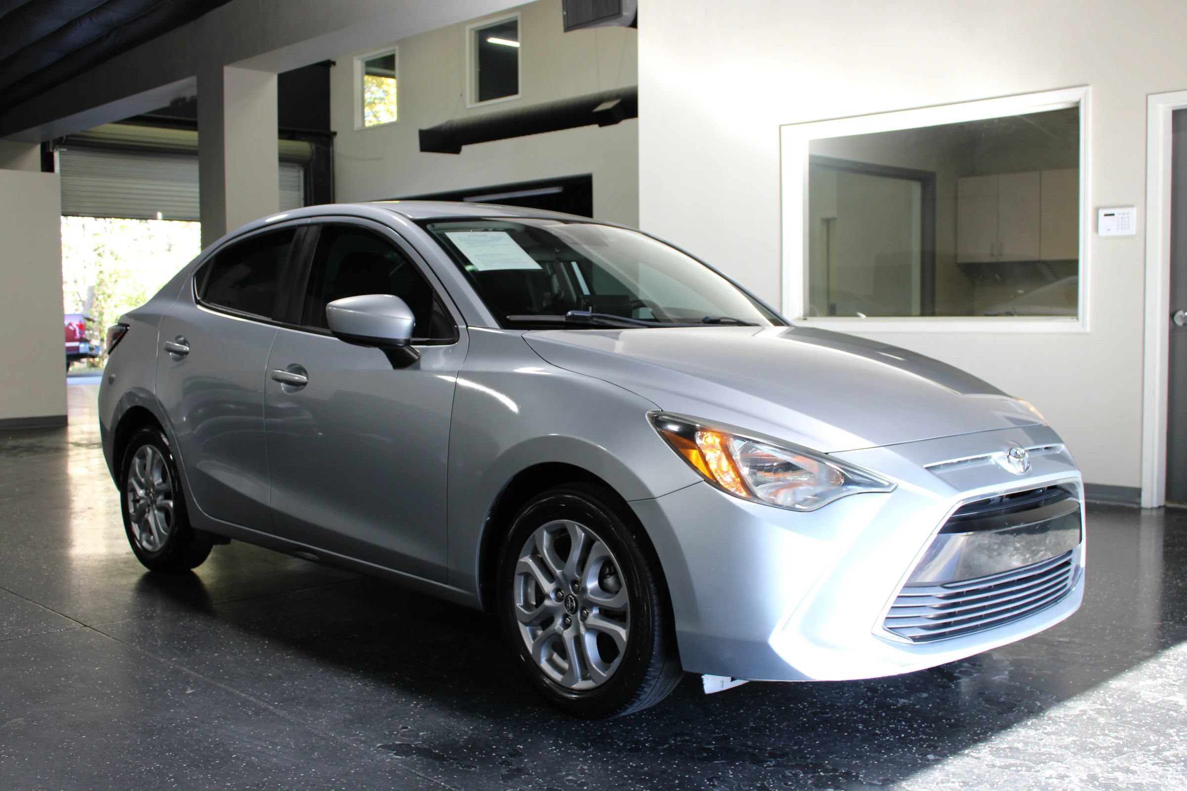 Used 2017 Toyota Yaris iA FWD image 1