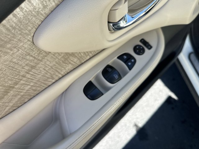Used 2023 Nissan Murano SV w/ Cargo Package AWD/4WD image 24