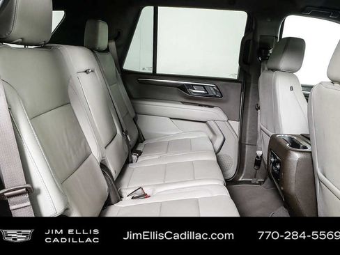 Used 2025 Chevrolet Tahoe LT AWD/4WD image 20