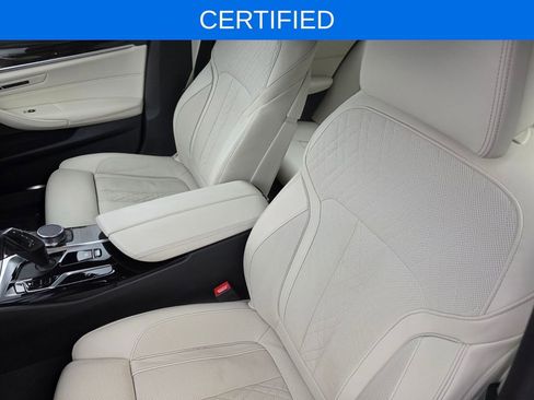 Certified 2023 BMW 530i w/ Premium Package RWD image 10