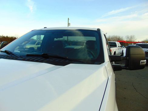 Used 2019 Ford F250 XLT image 33