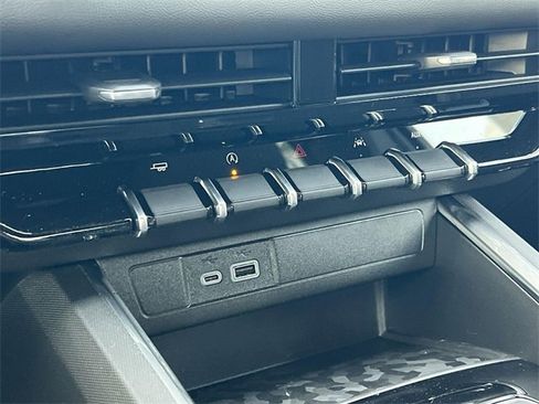 New 2026 GMC Canyon Elevation image 19