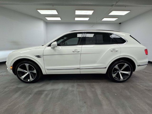 Used 2020 Bentley Bentayga AWD/4WD image 11