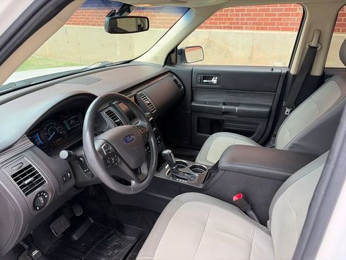 Used 2018 Ford Flex Limited w/ Equipment Group 303A AWD/4WD image 6
