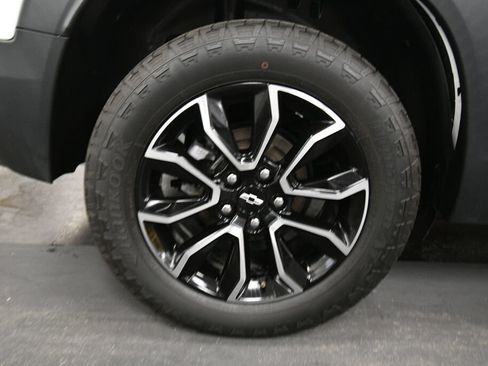 Used 2024 Chevrolet TrailBlazer ACTIV w/ Convenience Package AWD/4WD image 30
