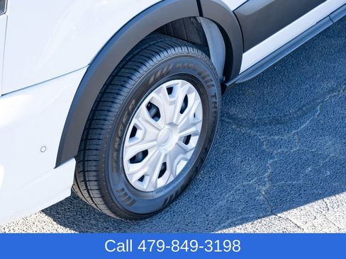 Used 2023 Ford Transit 350 148 Low Roof Wagon image 10