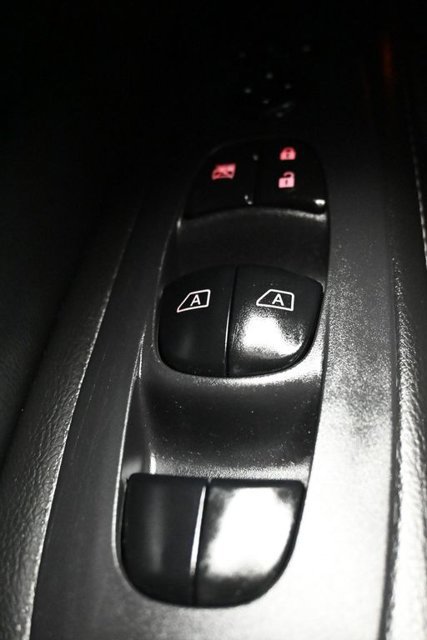 Used 2020 Nissan Pathfinder SL FWD image 23