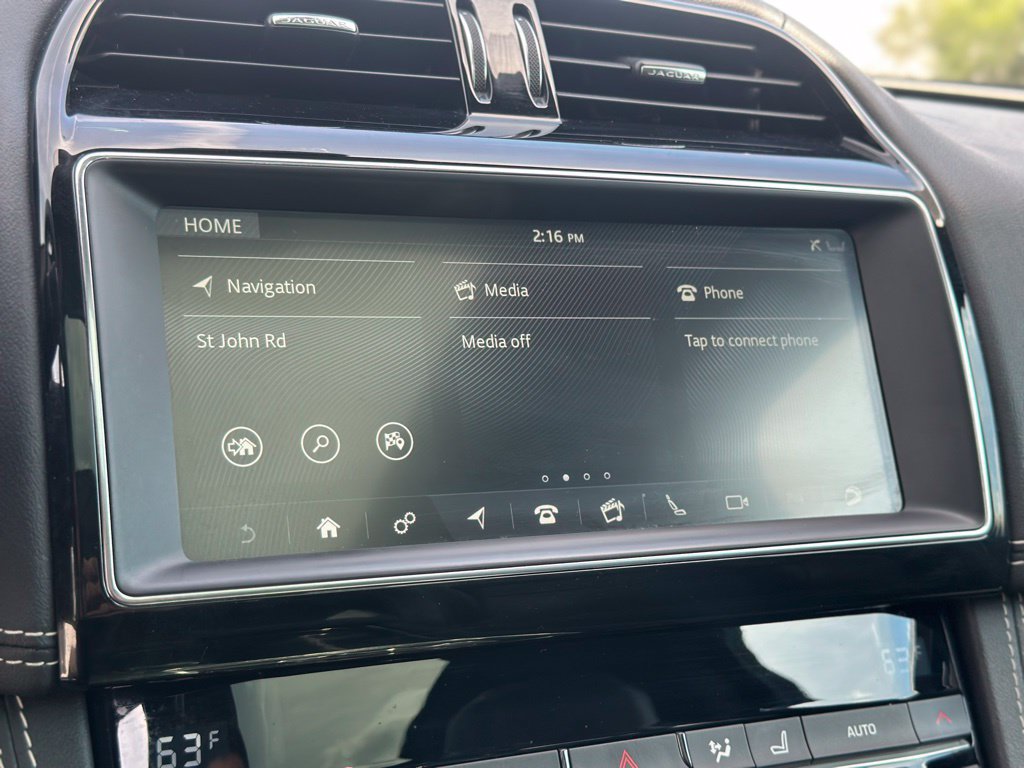 Used 2020 Jaguar F-PACE S AWD/4WD image 34