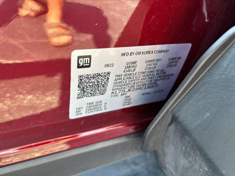 Used 2024 Chevrolet Trax RS w/ Sunroof Package FWD image 18