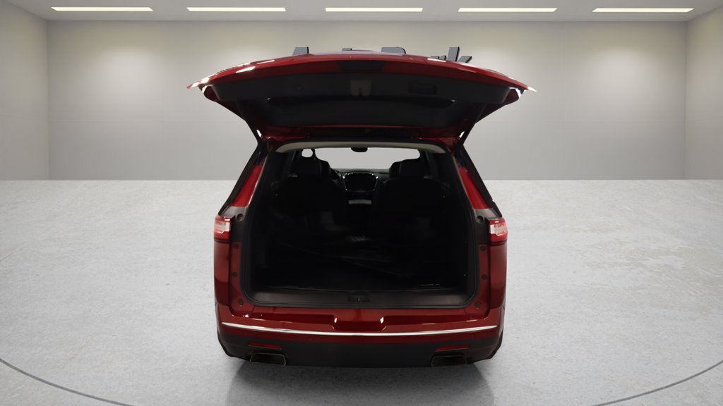 Used 2021 Chevrolet Traverse Premier FWD image 13