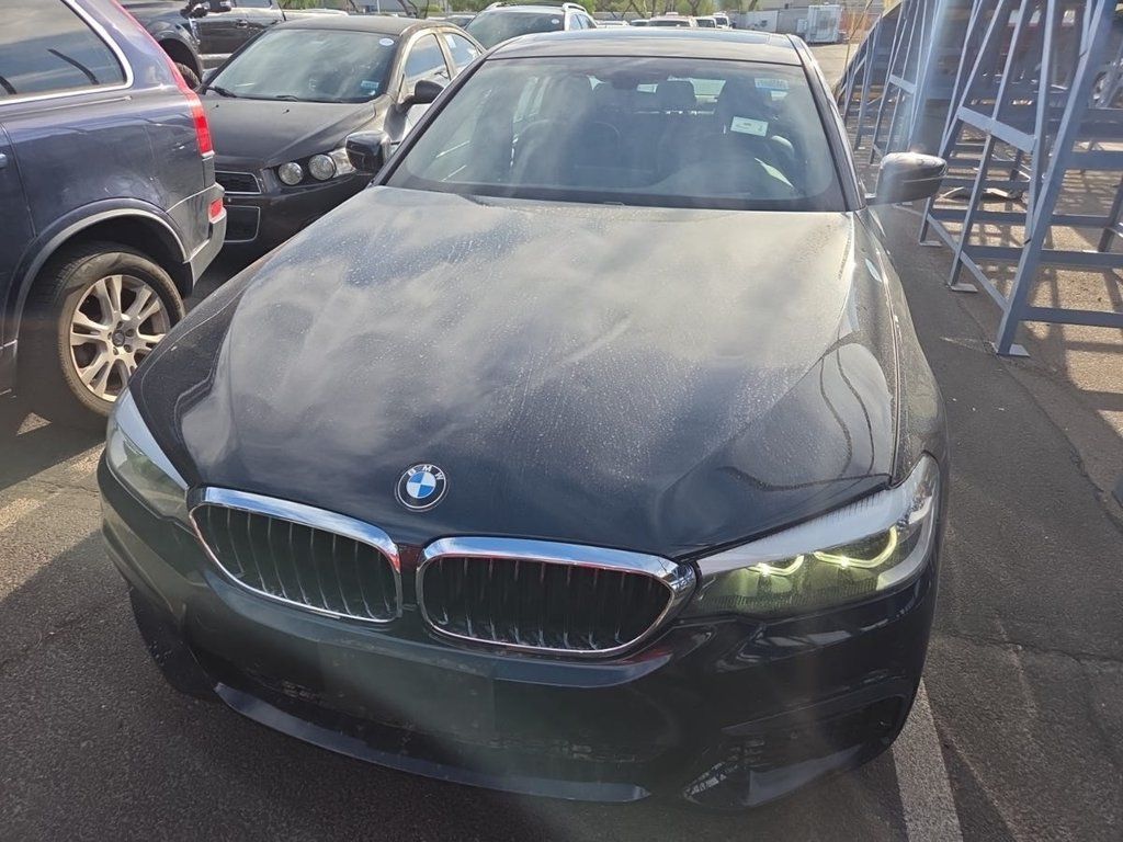 Used 2018 BMW 530e xDrive AWD/4WD image 7
