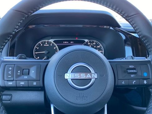 New 2025 Nissan Pathfinder SV w/ Black Appearance Package image 16