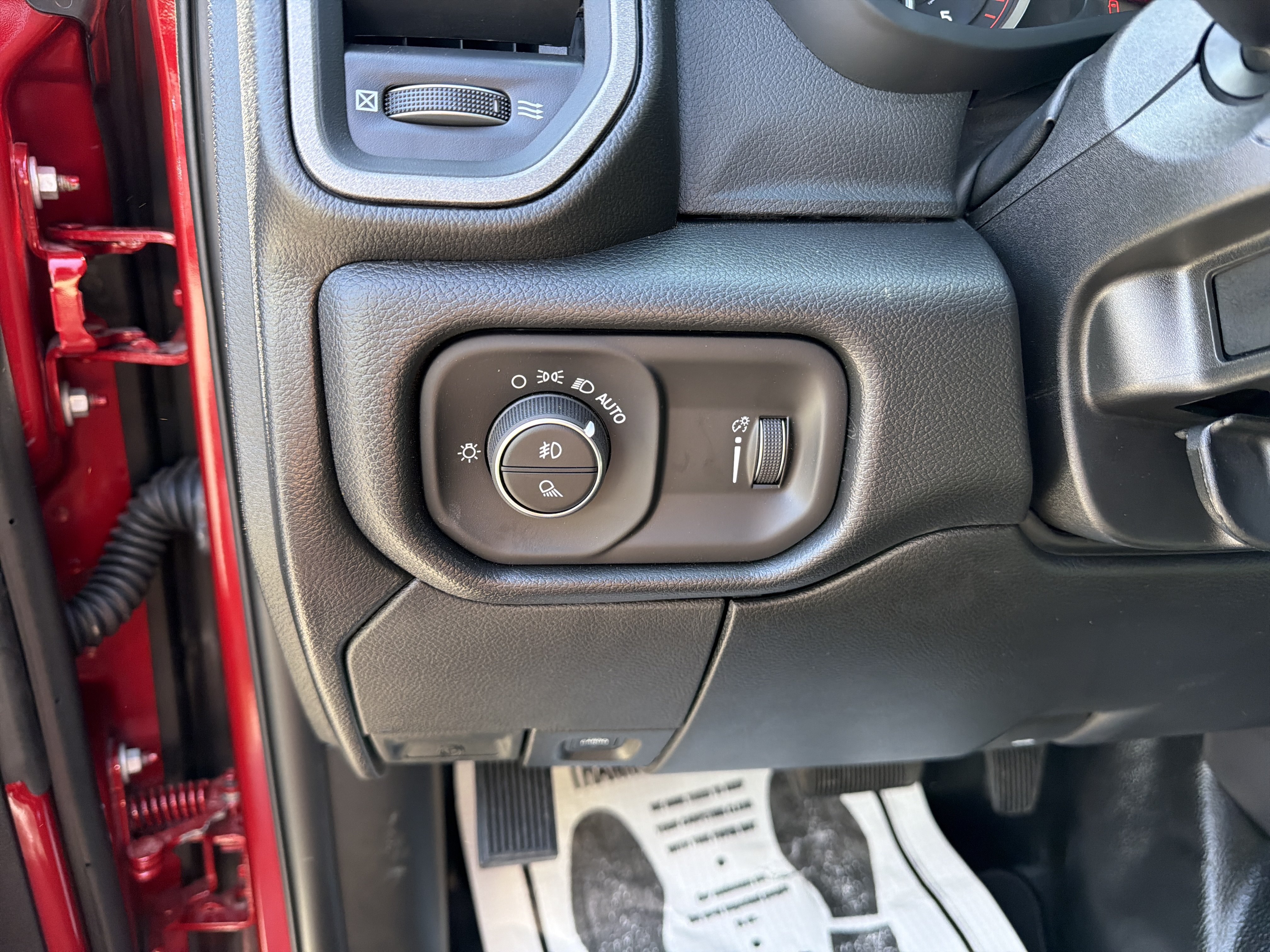 New 2026 RAM 2500 Tradesman AWD/4WD image 16