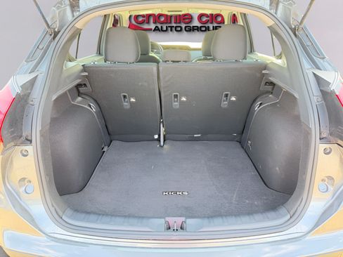 Certified 2025 Nissan Kicks Play S FWD image 9