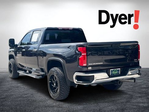 Used 2024 Chevrolet Silverado 2500 LTZ w/ LTZ Convenience Package AWD/4WD image 6